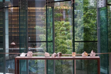 瓷界展覽現(xiàn)場作品