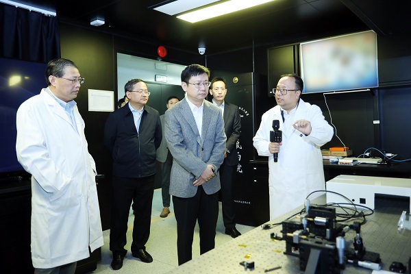 調(diào)研光子芯片研究院